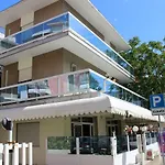 Hotel Laguna